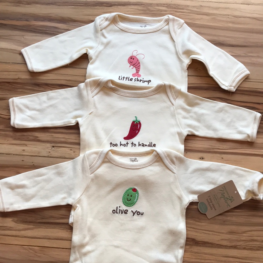 NWT 0-3mTouched by Nature organic cotton bodysuits